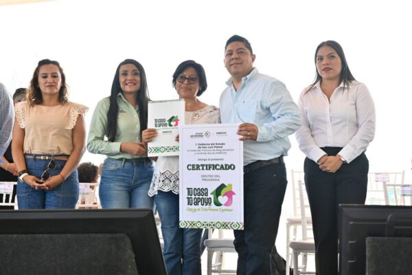 RICARDO GALLARDO ENTREGA LOS PRIMEROS DOS MIL LOTES DE “TU CASA, TU APOYO”