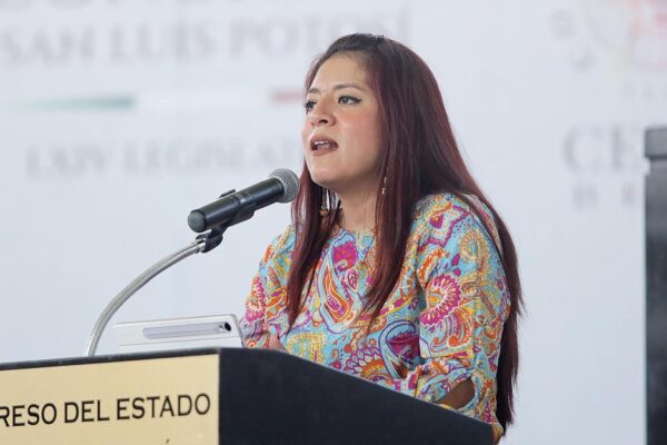 LA FALTA DE MANTENIMIENTO EN EL PARQUE DE MORALES Y EL LIRIO ACUÁTICO EN LA PRESA SAN JOSÉ, SON PROBLEMAS QUE DEBEN ATENDERSE A LA BREVEDAD: DIP. NANCY JEANINE GARCÍA